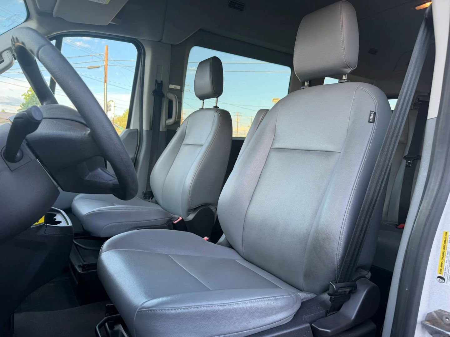 Used 2015 Ford Transit 350 XL image 10