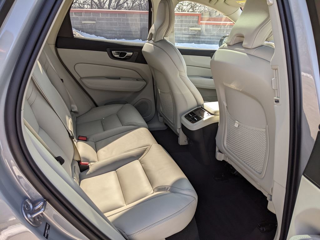 Certified 2026 Volvo XC60 B5 Ultra w/ Protection Package Premier image 25