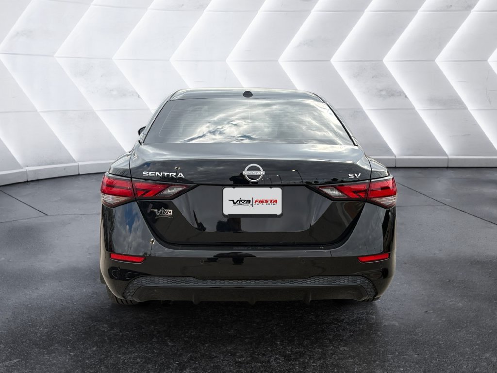 Used 2024 Nissan Sentra SV FWD image 5