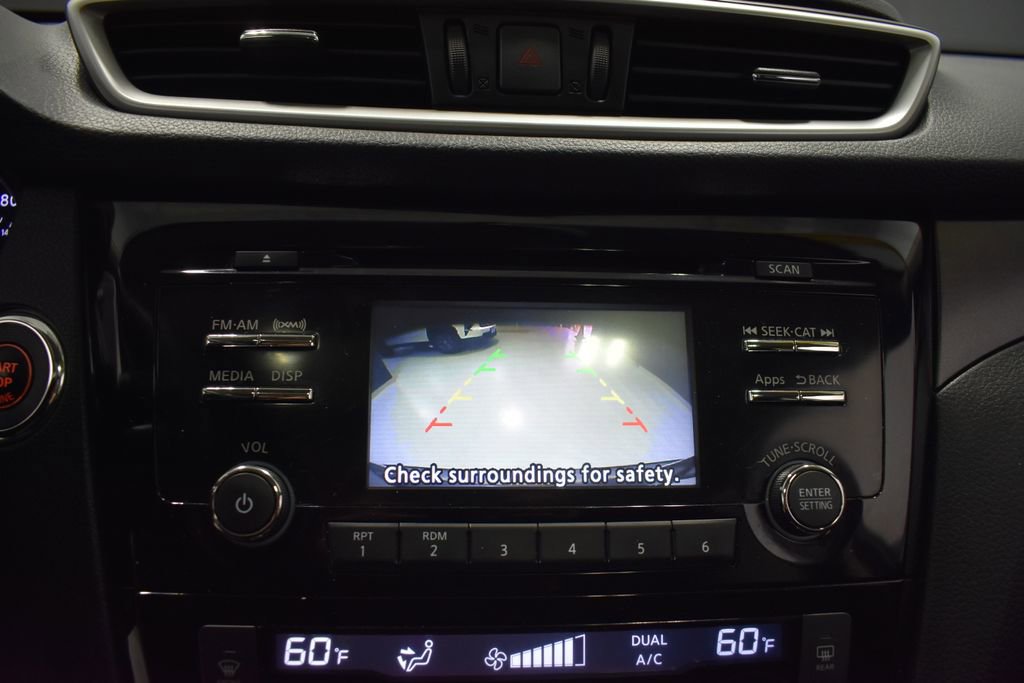 Used 2016 Nissan Rogue SV w/ SV Moonroof Package AWD/4WD image 23