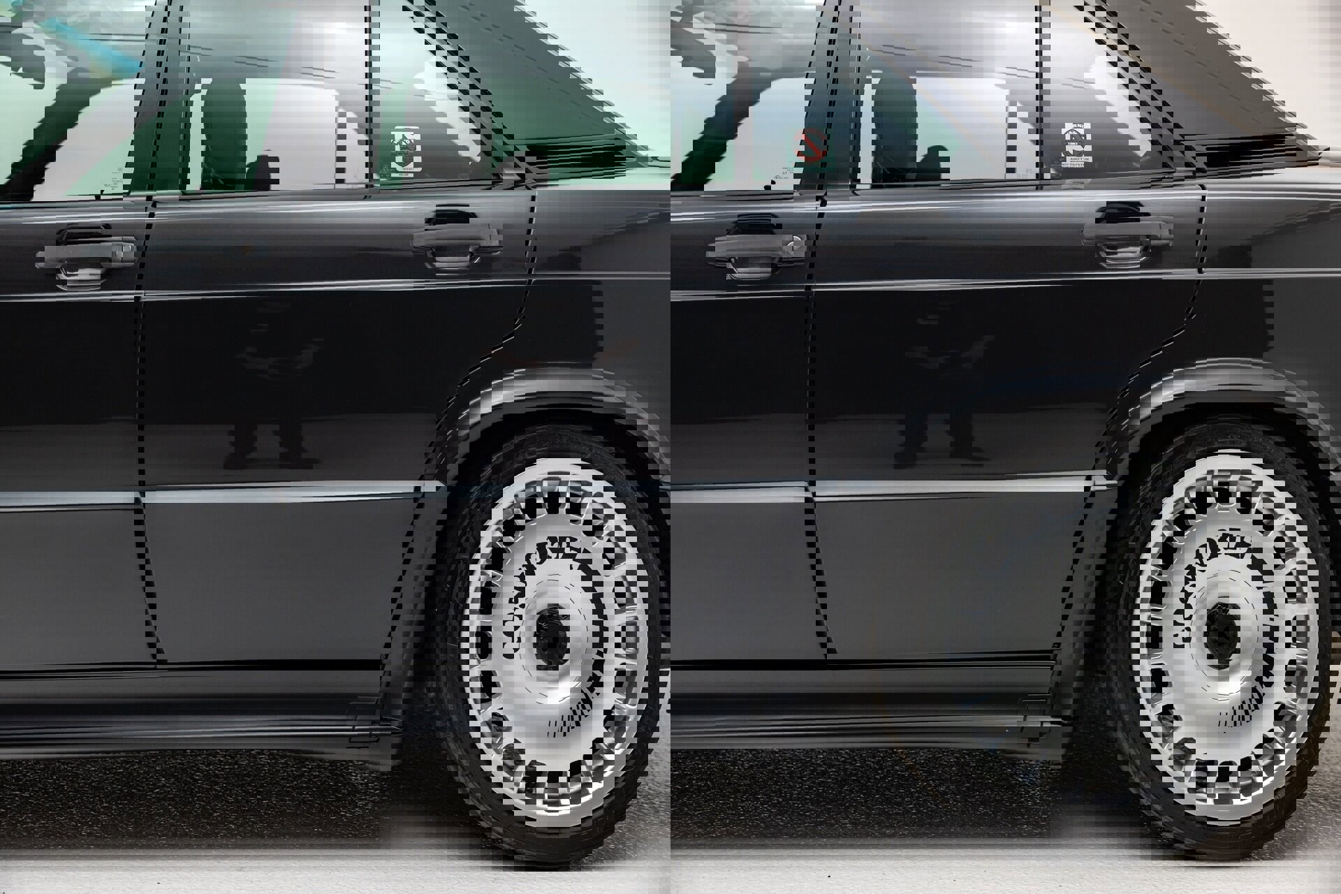 Used 1987 Mercedes-Benz 190 E 2.3-16 image 22