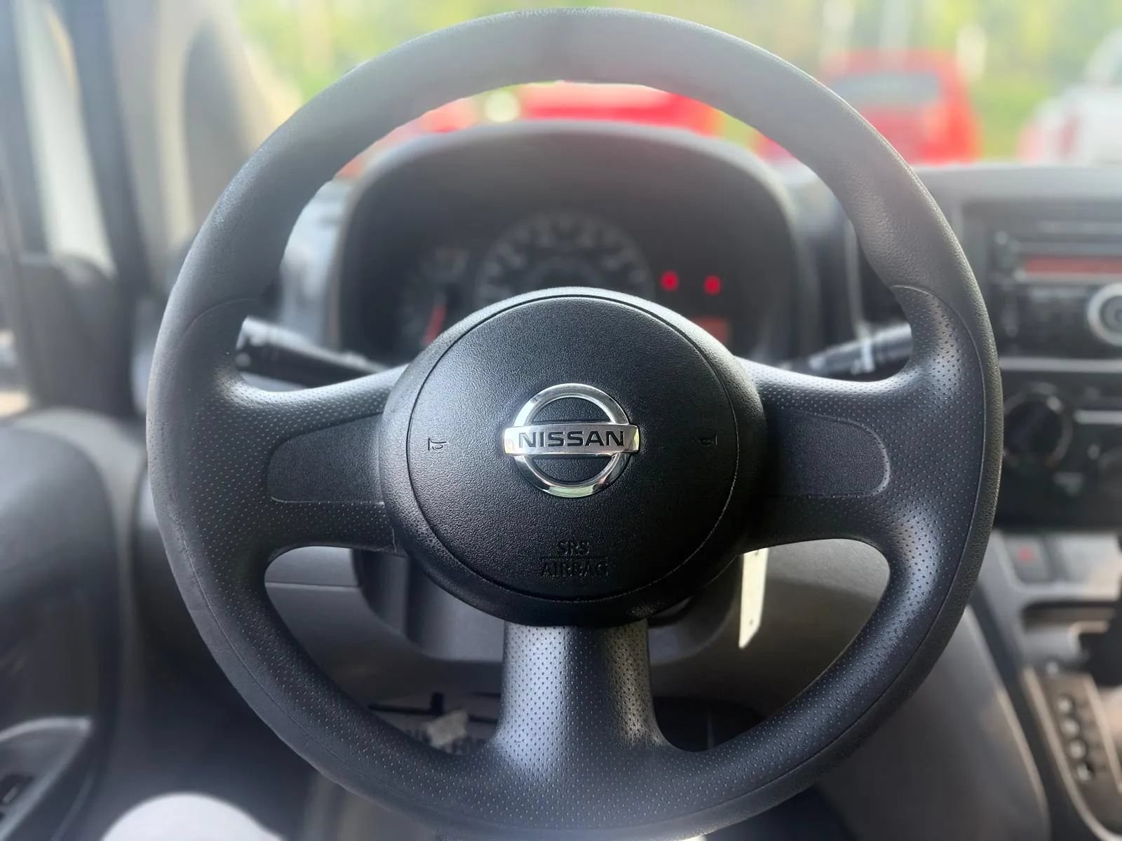 Used 2017 Nissan NV200 S FWD image 9