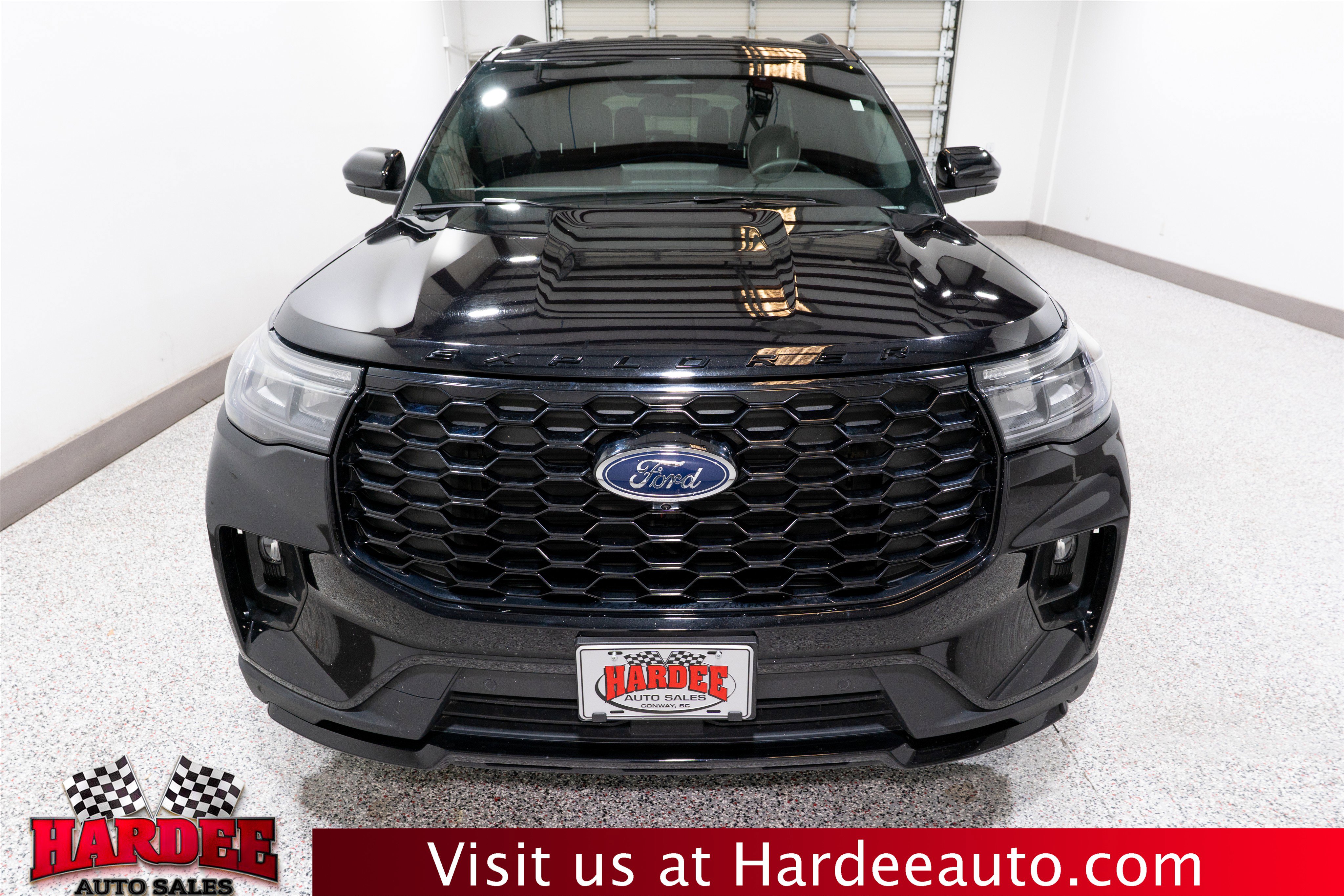 Used 2025 Ford Explorer ST-Line image 7