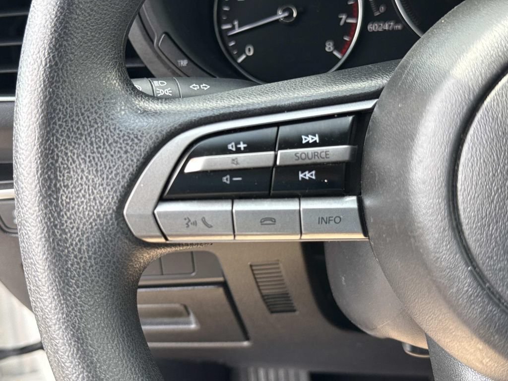 Used 2021 MAZDA MAZDA3 s FWD image 38