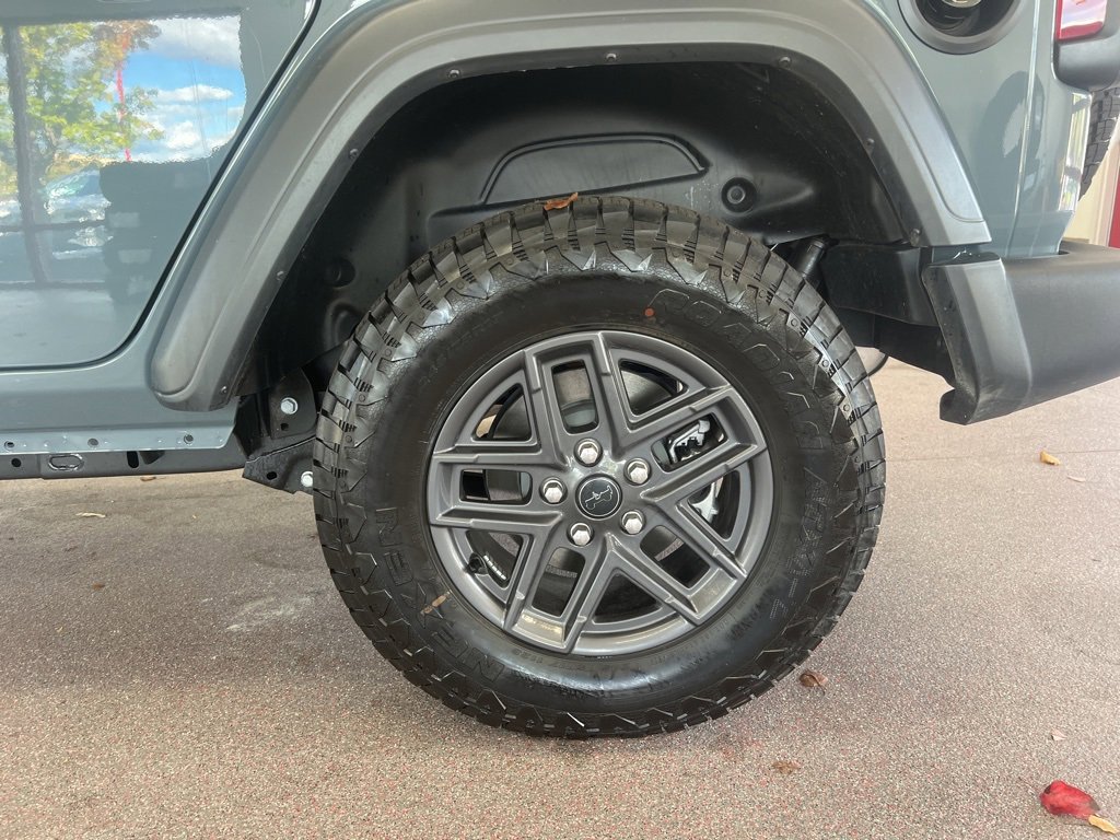 Certified 2025 Jeep Wrangler Sport S image 19
