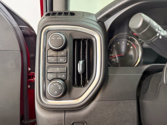 Used 2021 Chevrolet Silverado 1500 LT AWD/4WD image 22