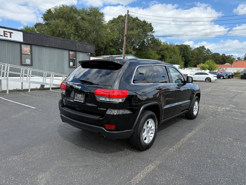 Used 2017 Jeep Grand Cherokee Laredo w/ Quick Order Package 23E image 7