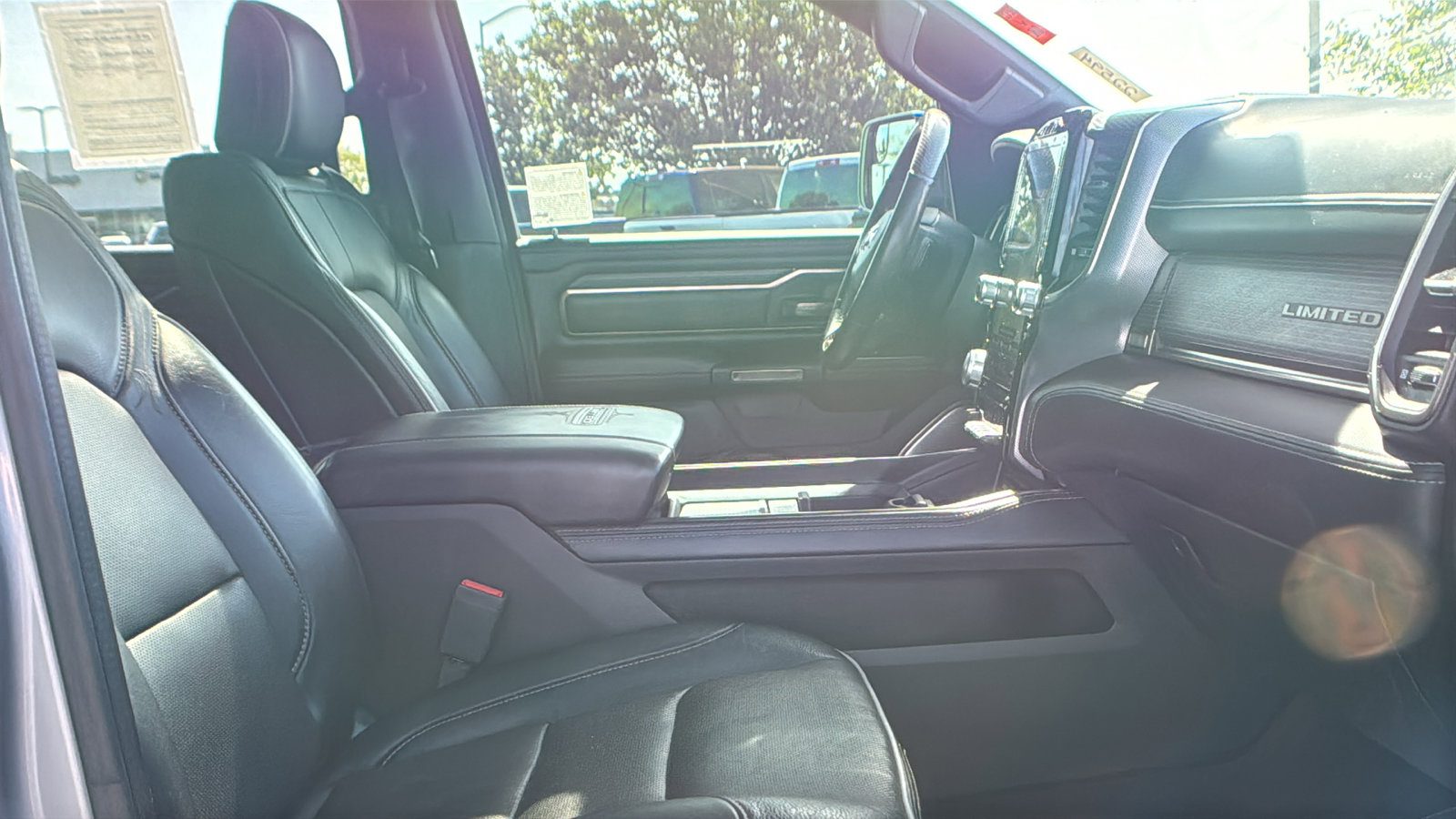 Used 2019 RAM 1500 Limited AWD/4WD image 16