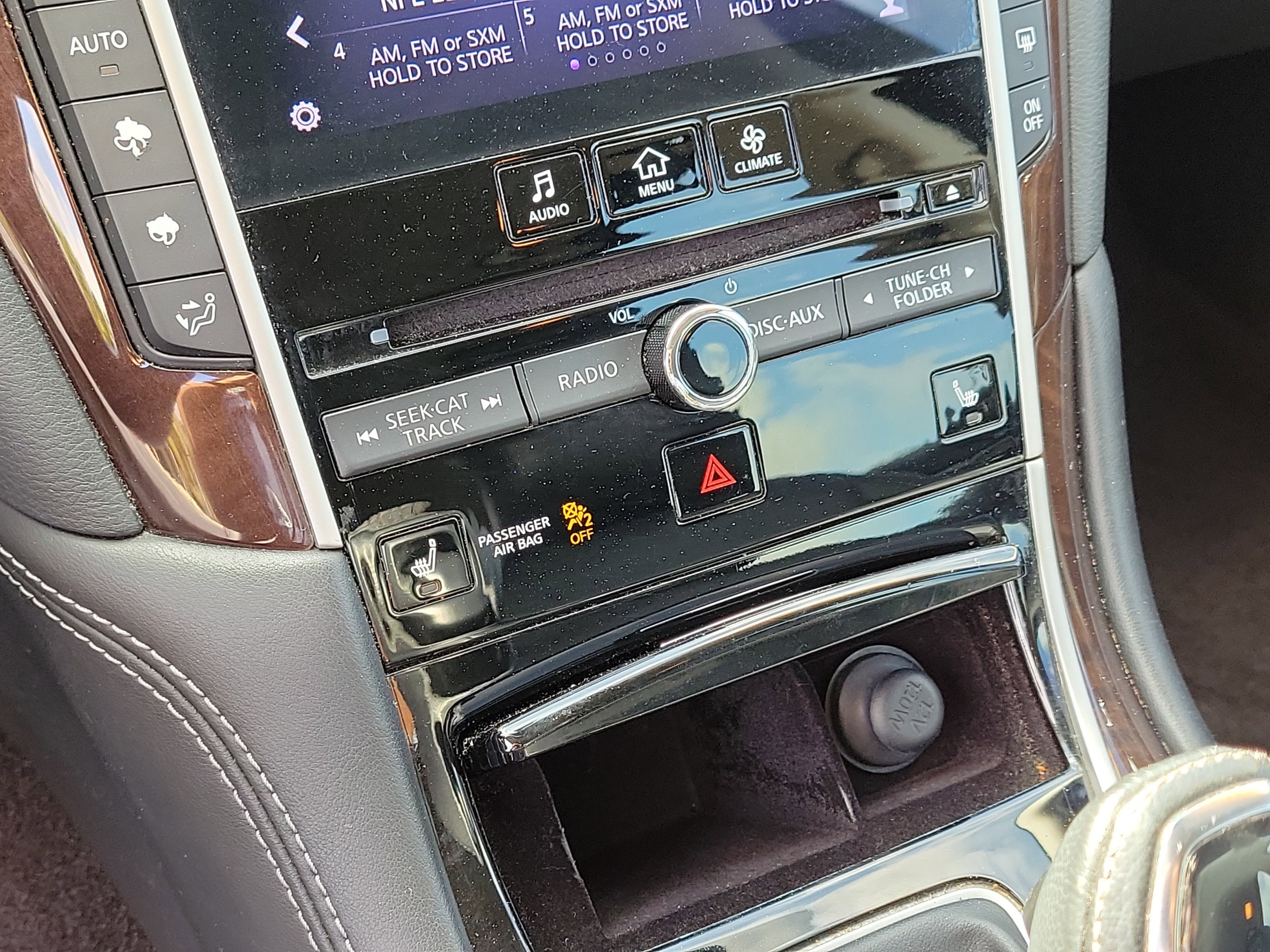 Used 2019 INFINITI Q50 Luxe w/ Essential Package (3.0T Luxe) image 24