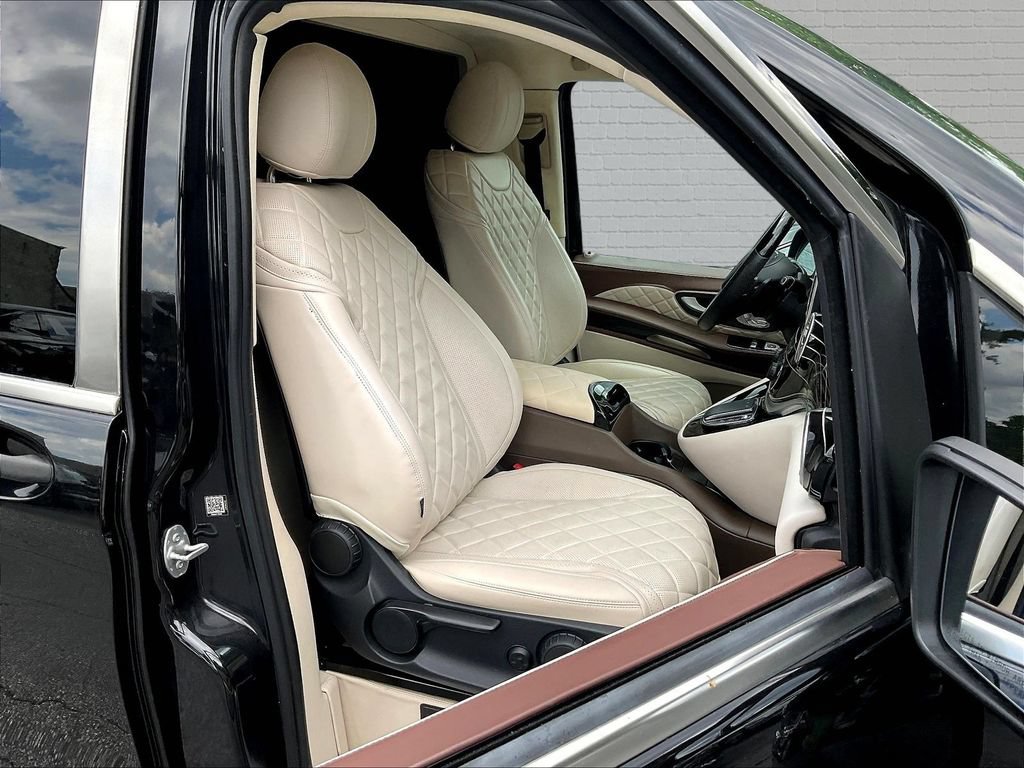 Used 2020 Mercedes-Benz Metris Passenger image 26