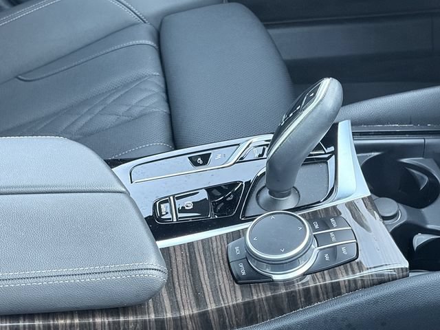 Used 2021 BMW 530i w/ Convenience Package RWD image 5
