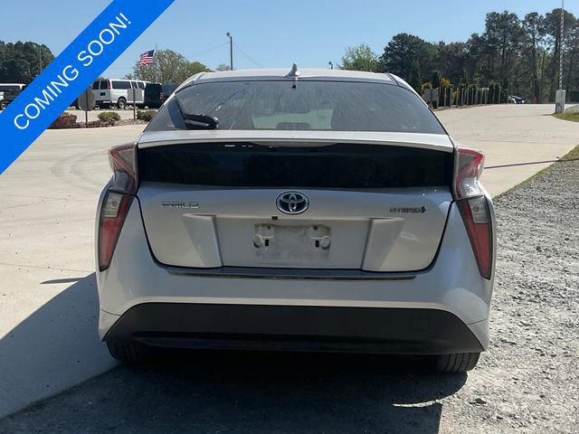 Used 2016 Toyota Prius Four w/ Advanced Technology Package video 2