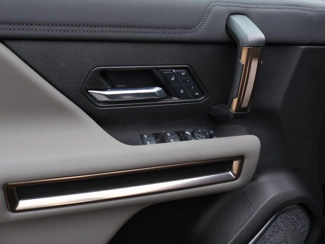 Certified 2025 GMC Hummer EV 2X image 25