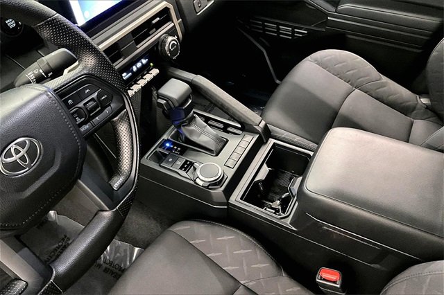 Used 2024 Toyota Tacoma SR image 13