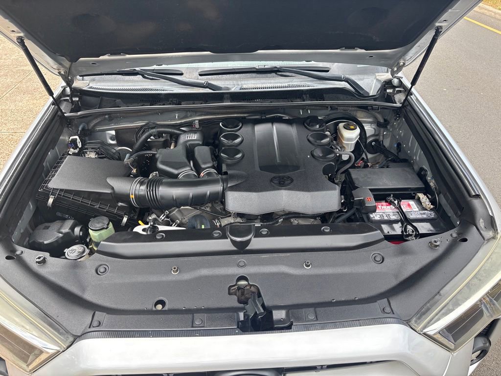 Used 2016 Toyota 4Runner SR5 RWD image 19