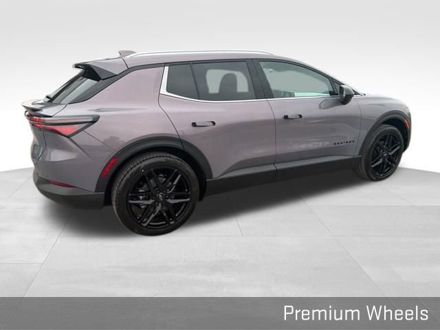 Used 2026 Chevrolet Equinox EV LT w/ LPO, Blackout Package image 15