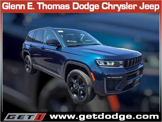 New 2026 Jeep Grand Cherokee Limited w/ Limited Altitude Package RWD image 1