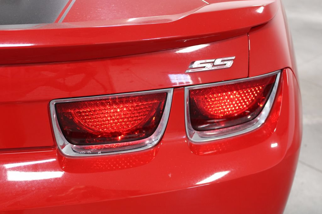 Used 2011 Chevrolet Camaro SS w/ RS Package RWD image 27