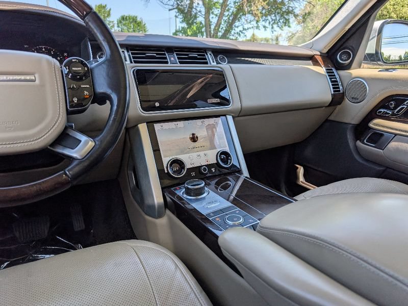 Used 2019 Land Rover Range Rover HSE AWD/4WD image 24