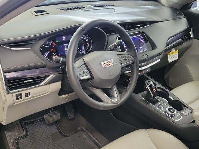 Certified 2023 Cadillac XT4 Luxury w/ Driver Awareness Package image 10