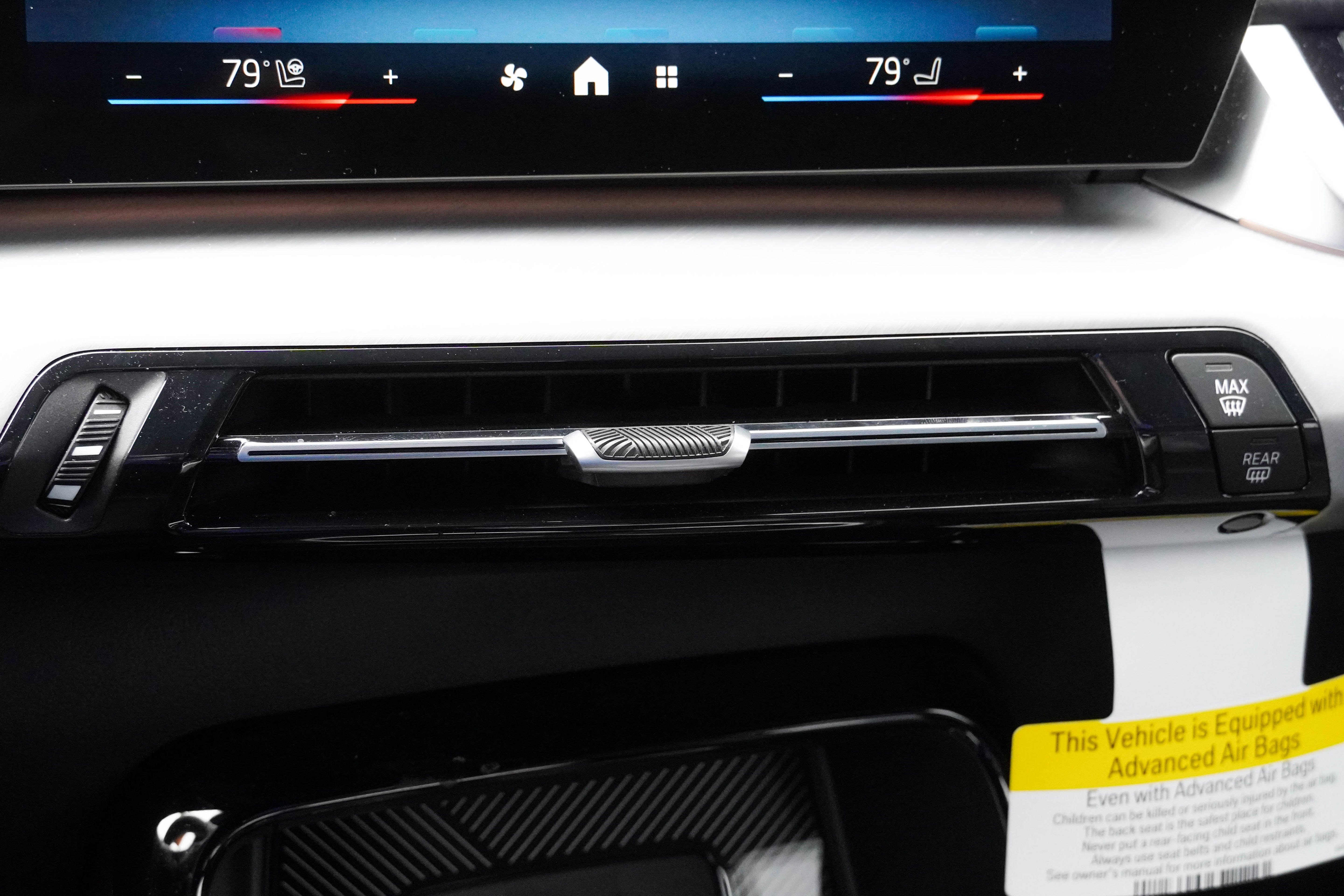 Used 2026 BMW X2 xDrive28i w/ Technology Package image 27