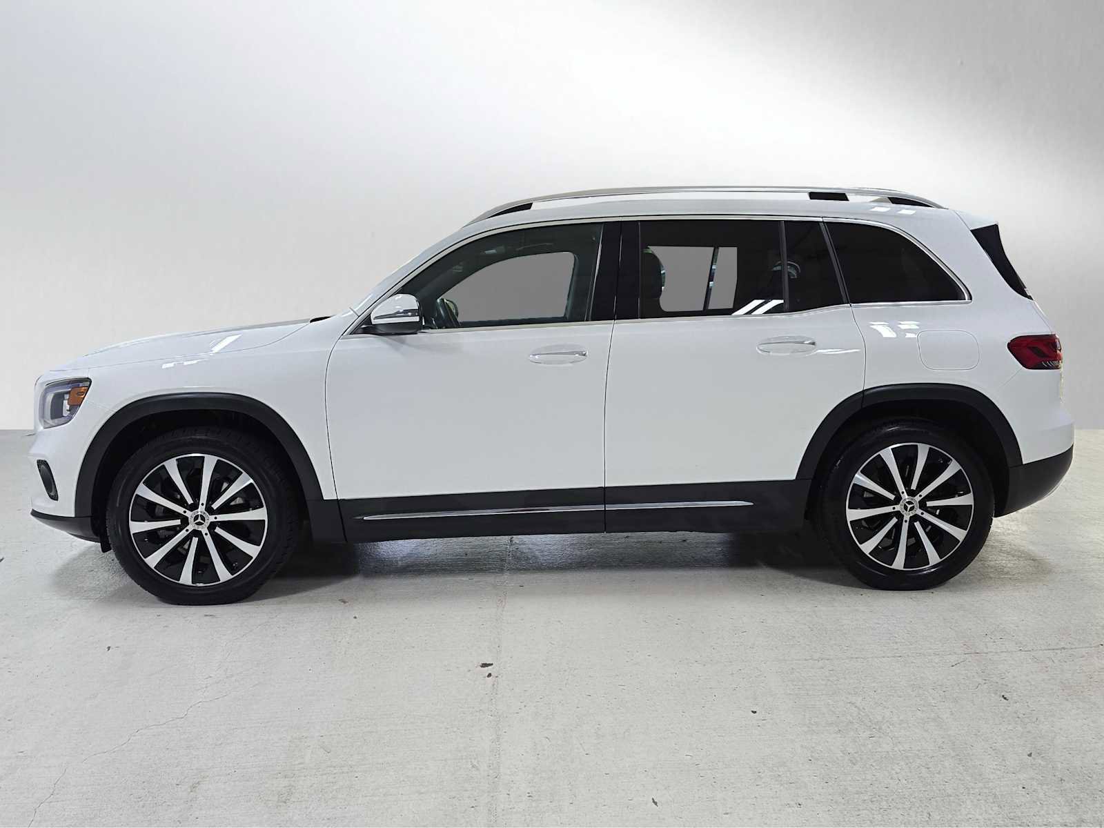 Certified 2022 Mercedes-Benz GLB 250 4MATIC image 6