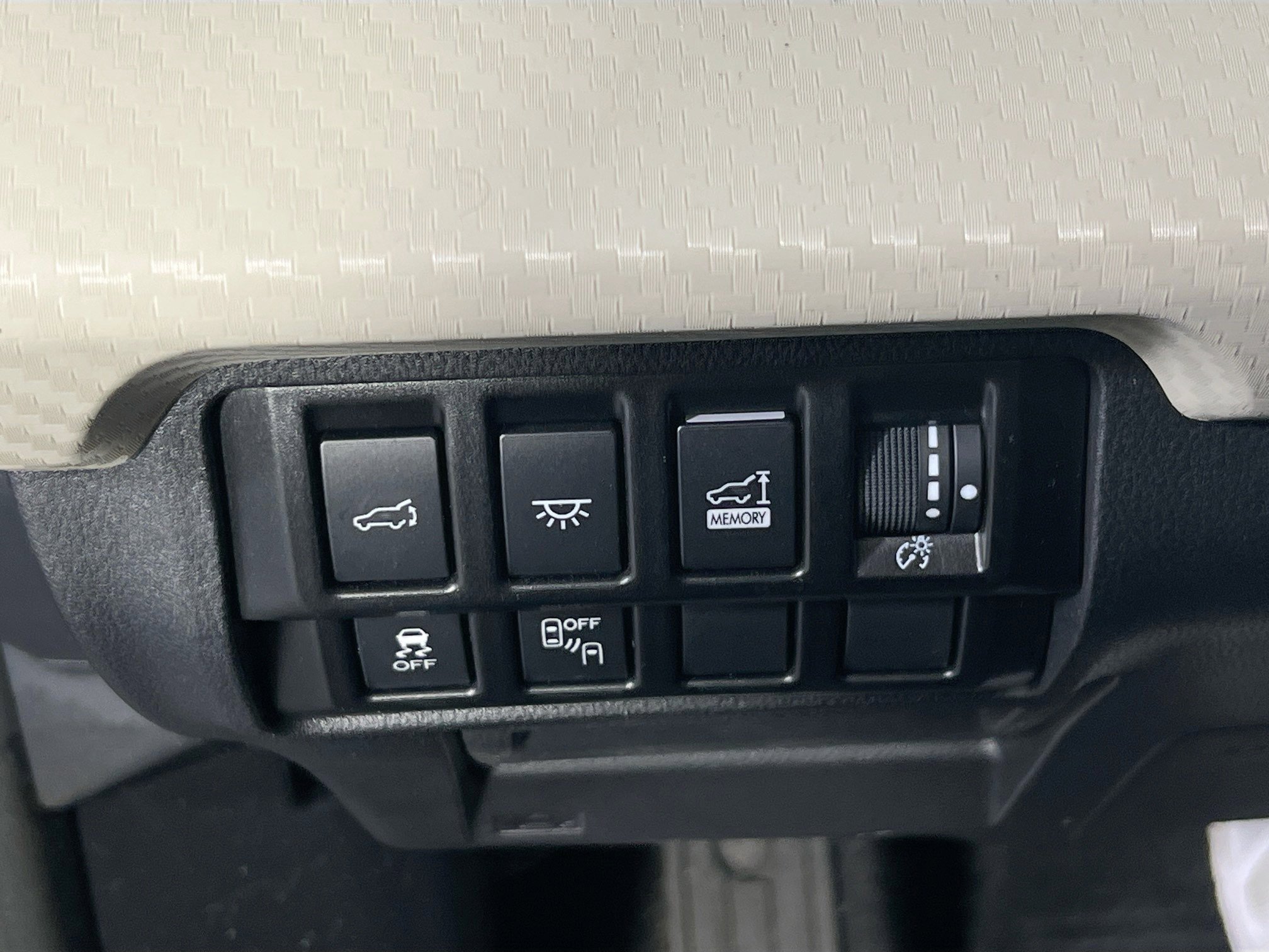 Used 2022 Subaru Ascent Premium w/ Convenience Package image 10