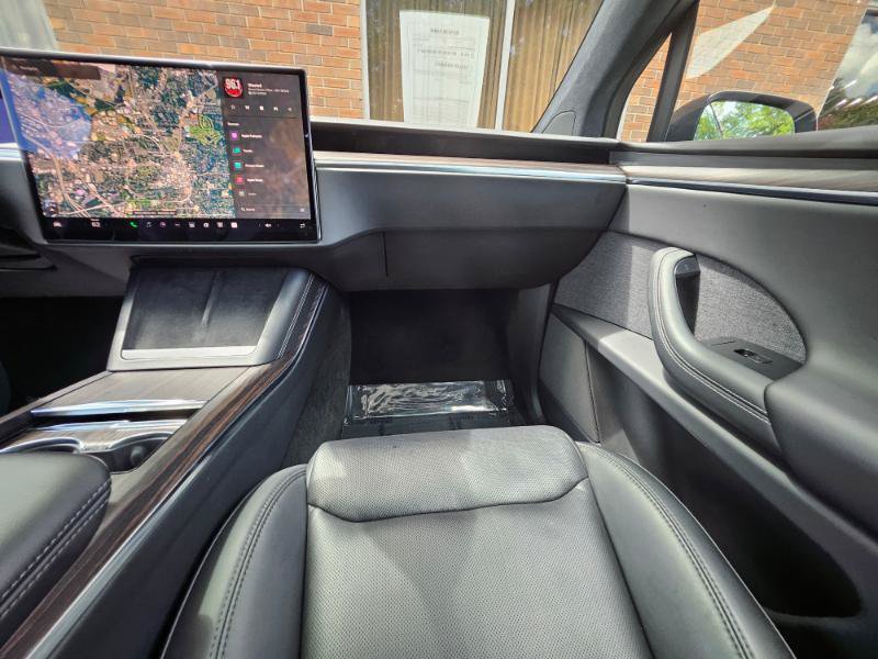 Used 2023 Tesla Model X AWD/4WD image 59
