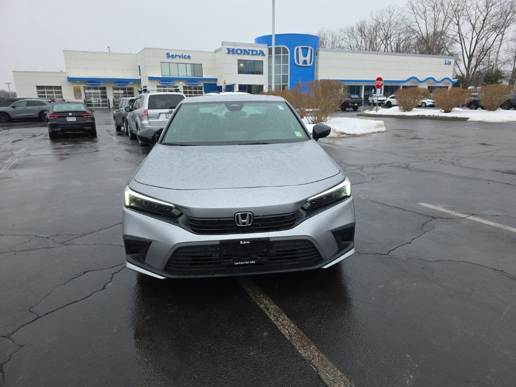 Used 2023 Honda Civic Sport image 2