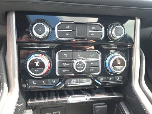 Used 2024 GMC Yukon Denali AWD/4WD image 5