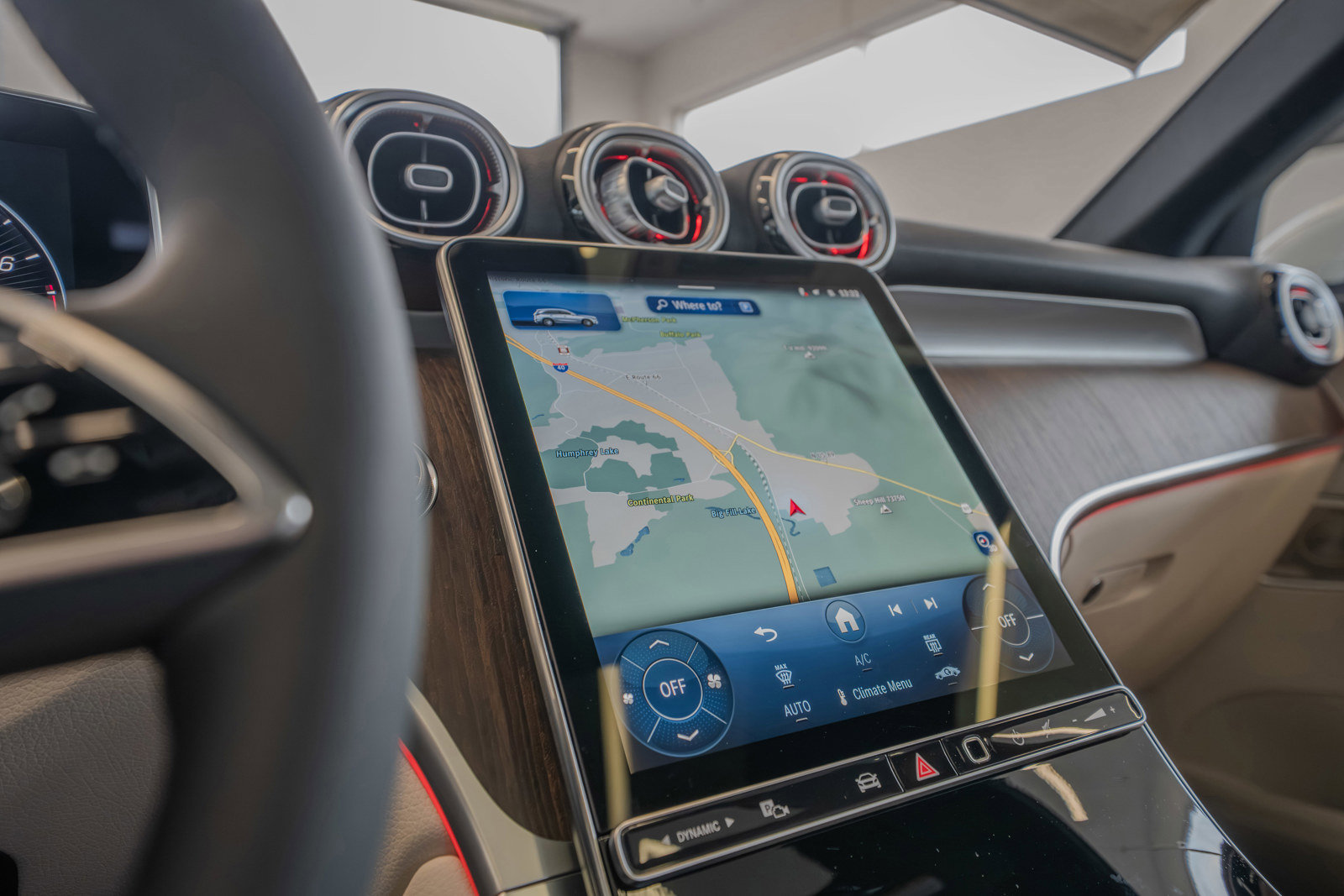 New 2026 Mercedes-Benz GLC 300 4MATIC image 33