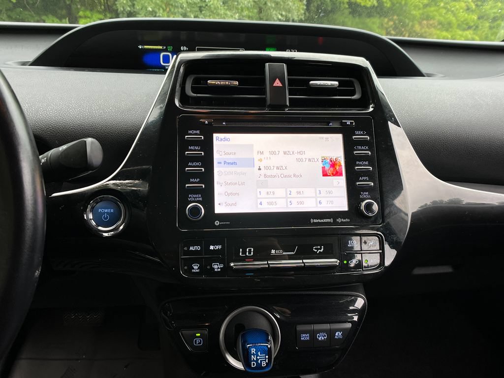 Certified 2021 Toyota Prius Prime LE FWD image 16