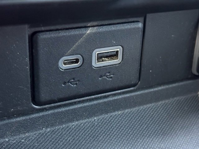 Used 2021 Chevrolet Tahoe RST image 32