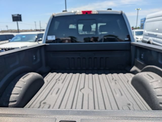 New 2026 Ford F250 Lariat w/ Black Appearance Package AWD/4WD image 9