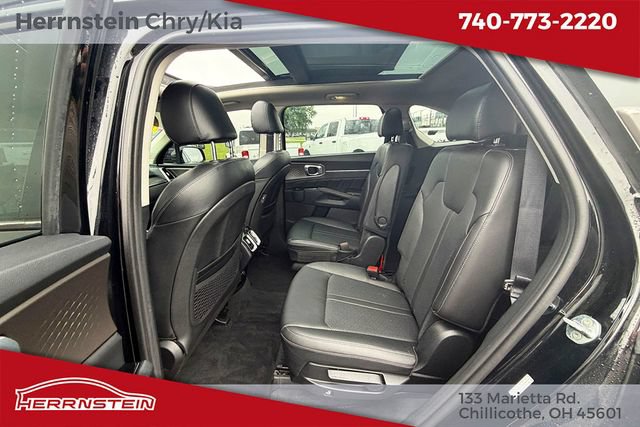 Used 2022 Kia Sorento SX AWD/4WD image 23