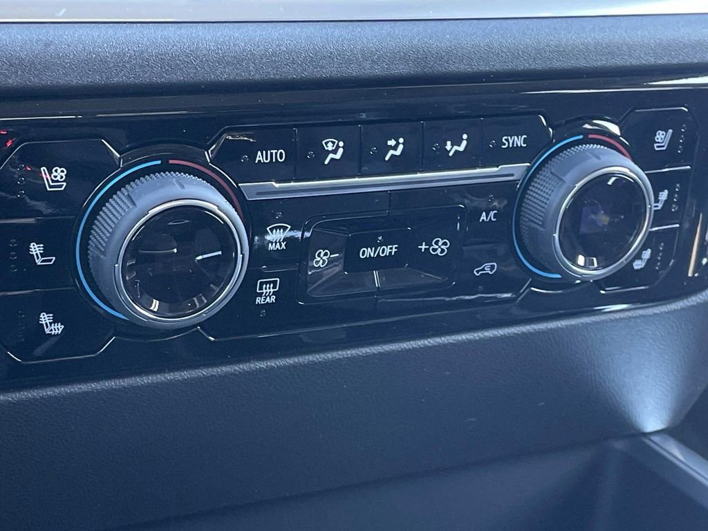 New 2026 Chevrolet Silverado 1500 LTZ w/ LTZ Premium Package image 23