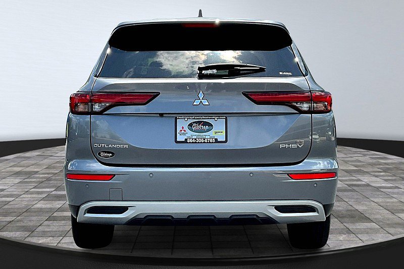 Used 2023 Mitsubishi Outlander SE image 10