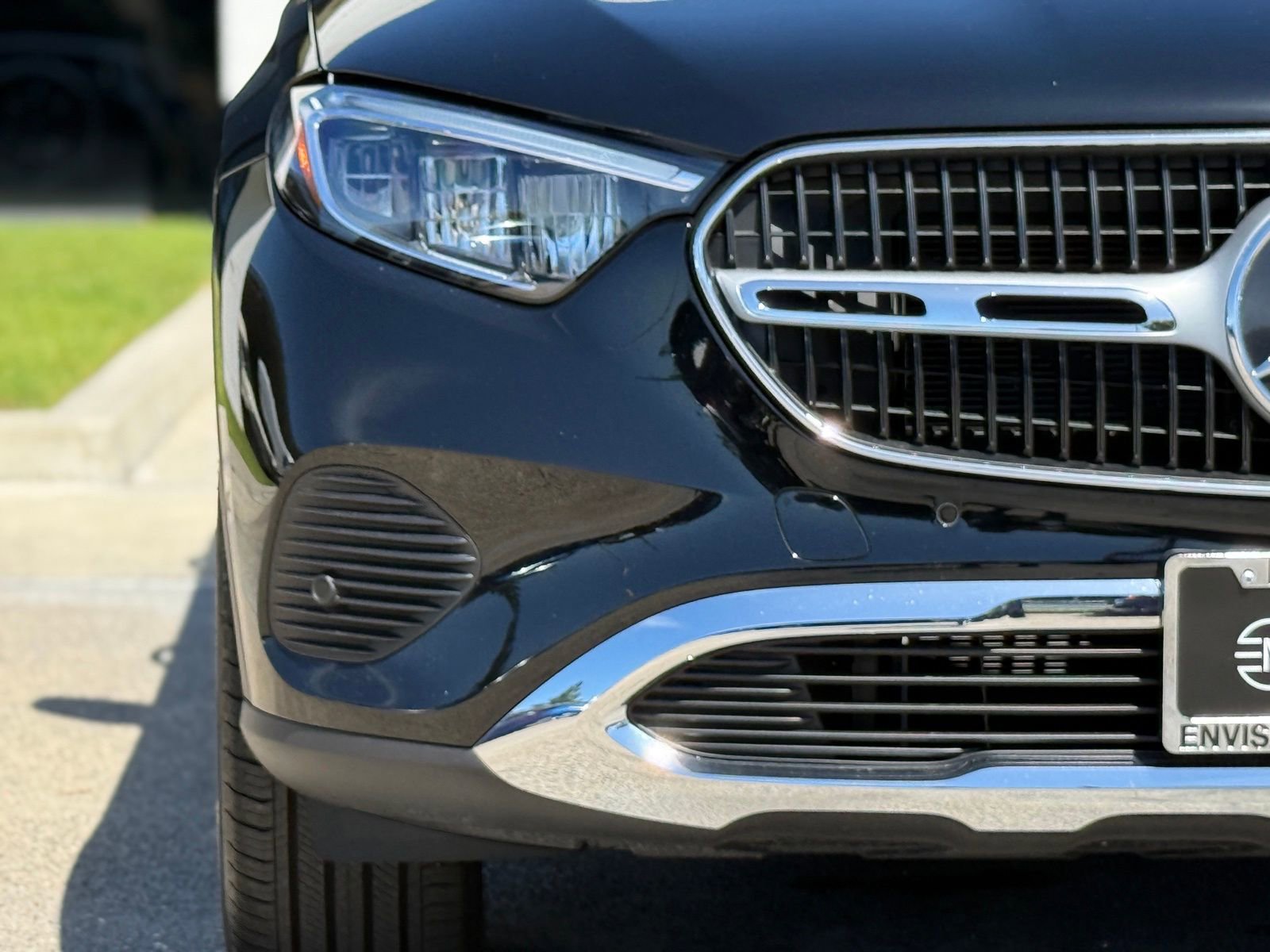 Used 2025 Mercedes-Benz GLC 300 image 8