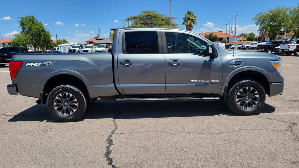 Used 2016 Nissan Titan SV AWD/4WD image 11
