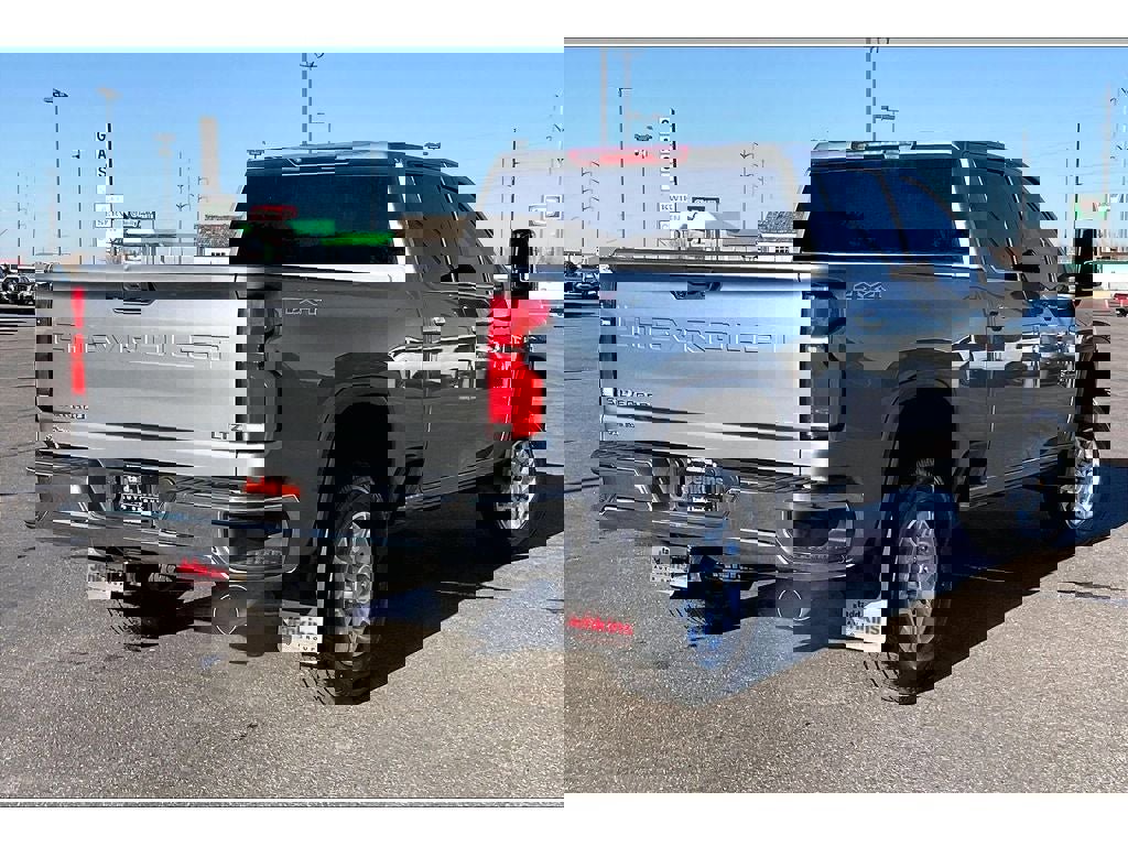 Used 2025 Chevrolet Silverado 3500 LTZ image 15