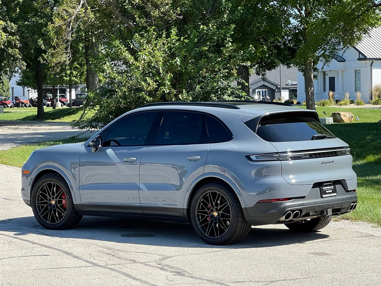 Certified 2024 Porsche Cayenne S AWD/4WD image 3