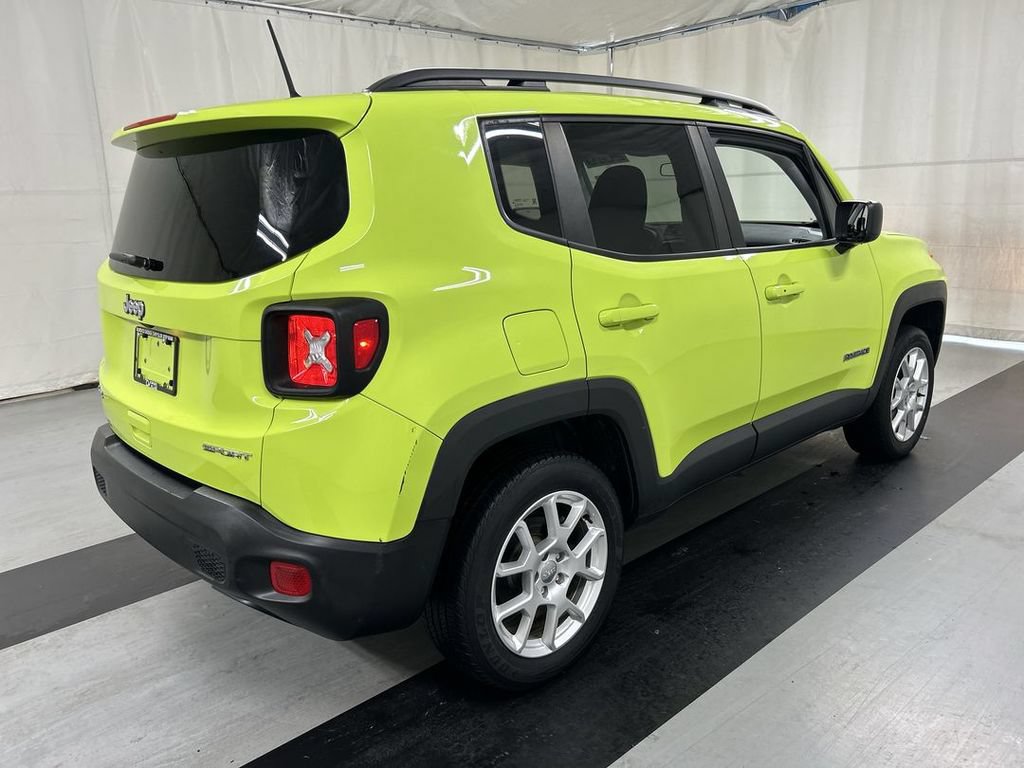 Used 2019 Jeep Renegade Sport w/ Sport Appearance Group AWD/4WD image 2