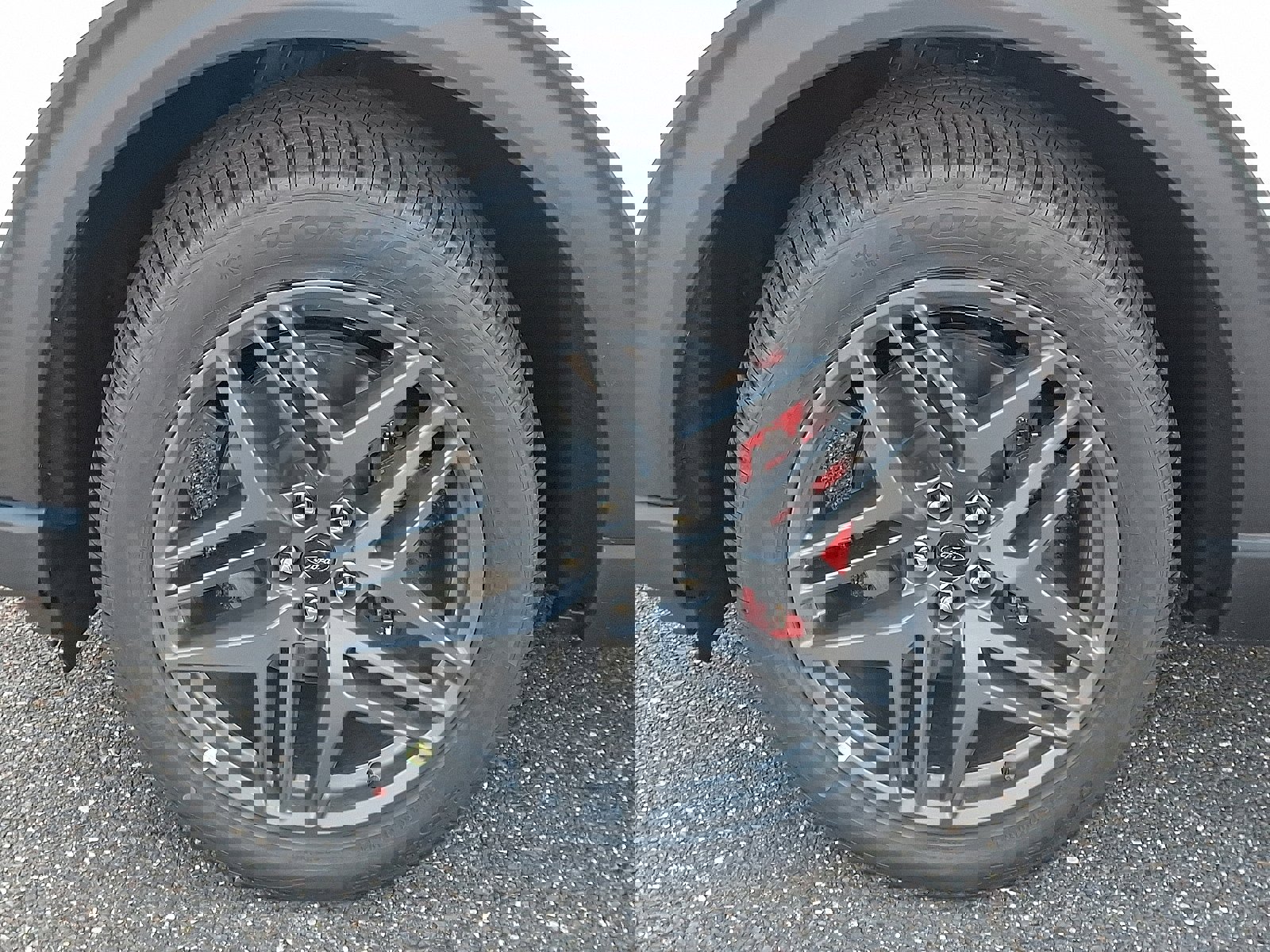 New 2026 Ford Explorer ST-Line w/ ST-Line Street Pack image 27