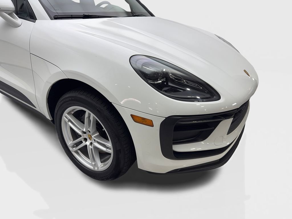 Used 2022 Porsche Macan image 19