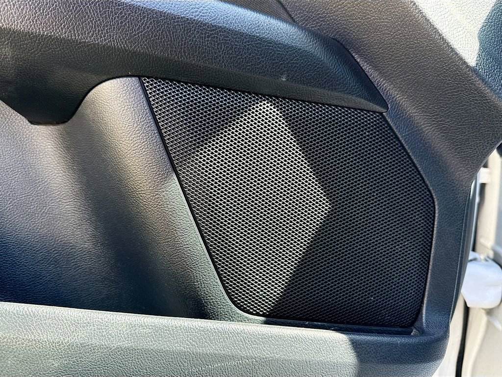 Used 2020 Ford Fusion SE image 20