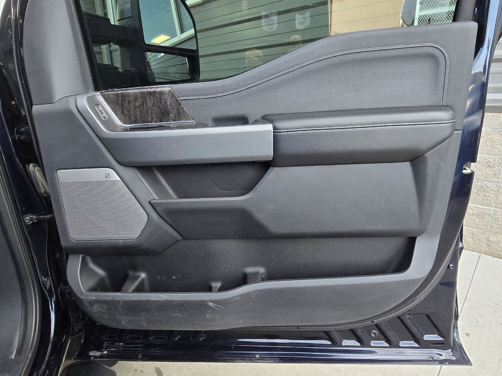 Used 2024 Ford F350 Lariat w/ Sport Appearance Package image 26