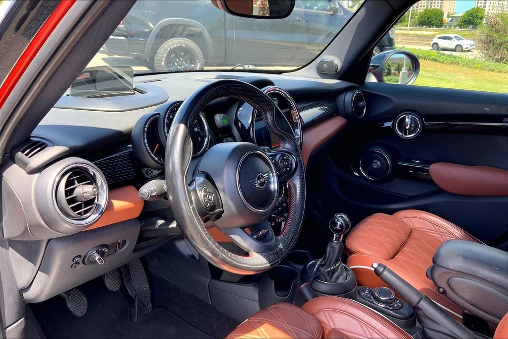 Used 2019 MINI Cooper S FWD image 9