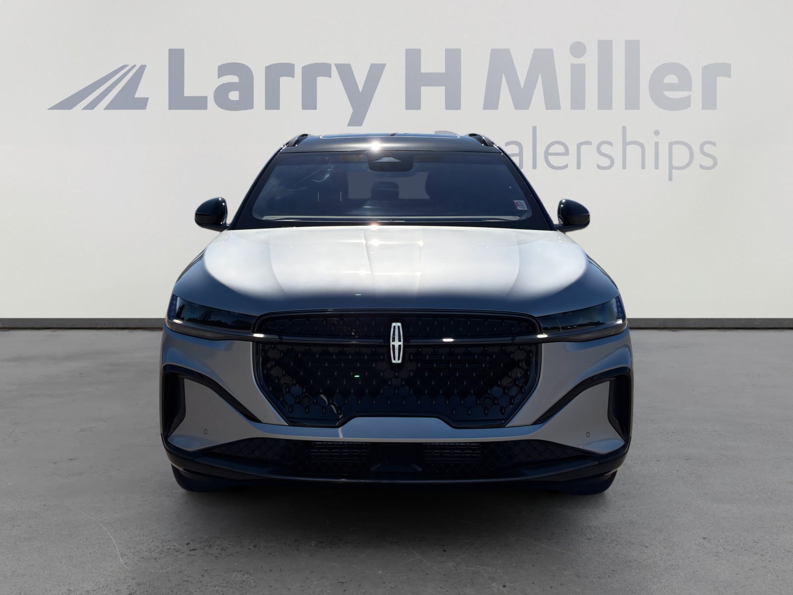 Used 2024 Lincoln Nautilus Reserve w/ Equipment Group 202A AWD/4WD image 9