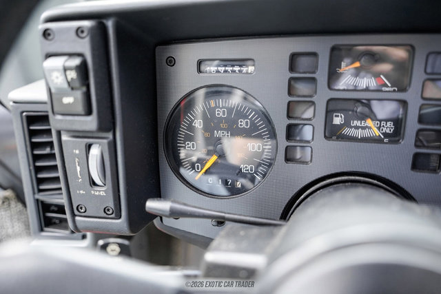Used 1988 Pontiac Fiero GT RWD image 34