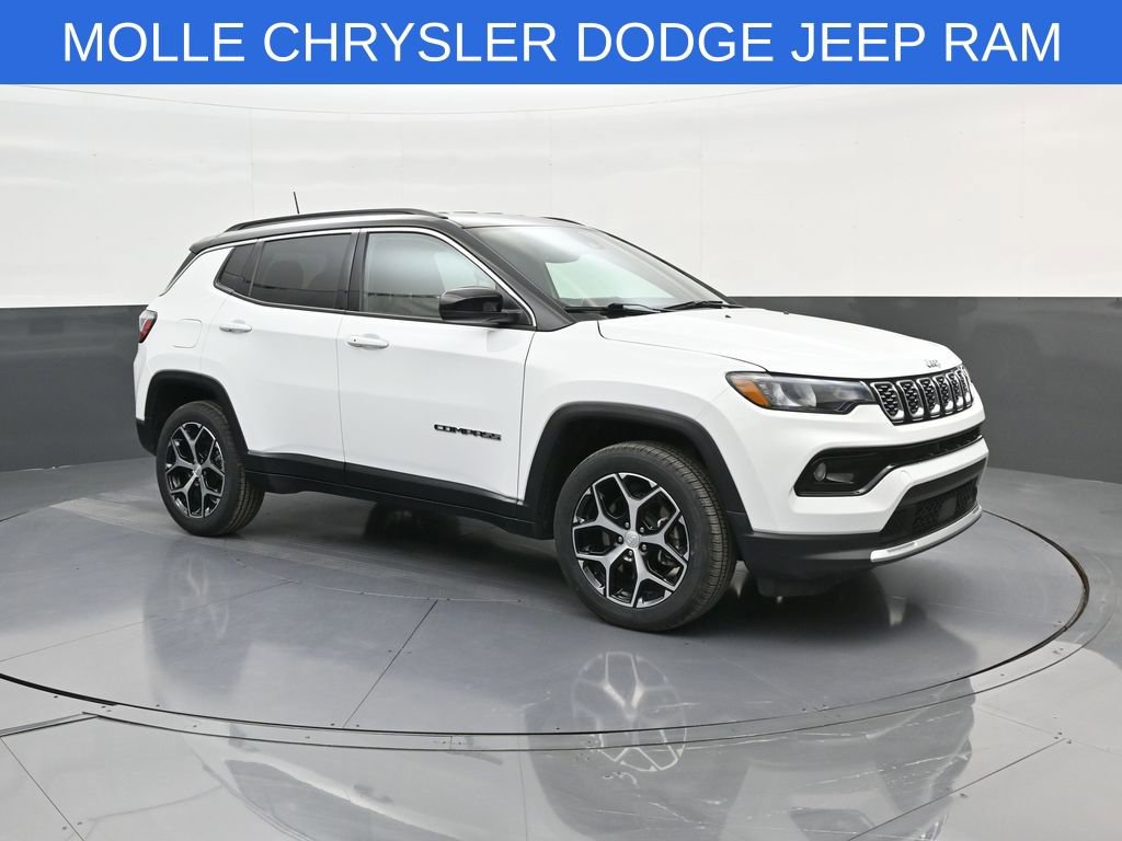 Used 2024 Jeep Compass Limited image 1